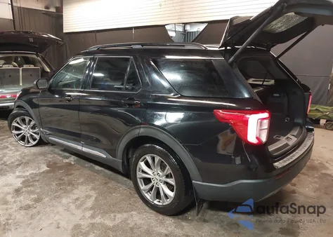 2021 Ford Explorer Xlt z USA, uszkodzony, nr VIN 1FMSK8DH3MGC11767